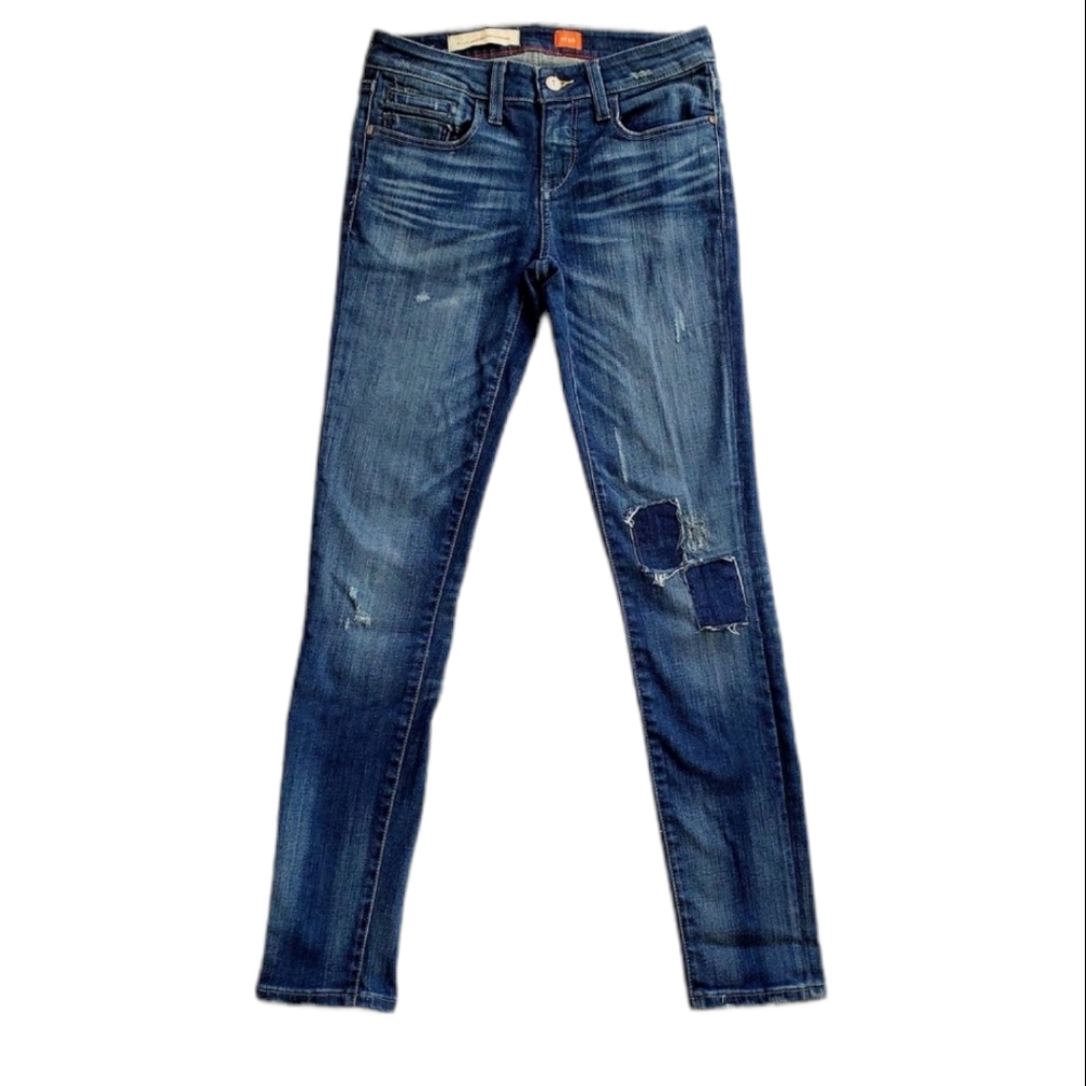 Anthro Pilcro and the Letterpress Anthropologie jeans sz 26 distressed patches